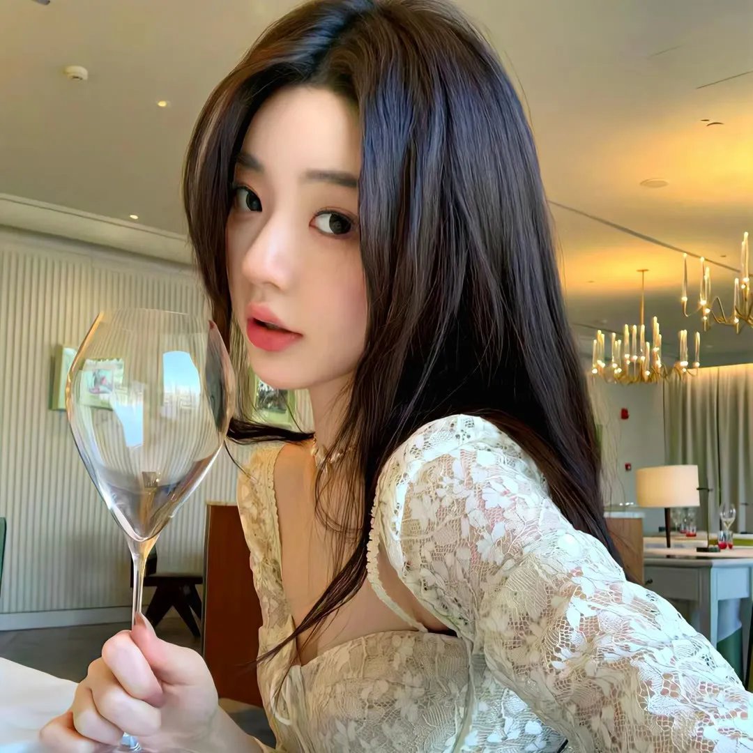 湖畔的女人们